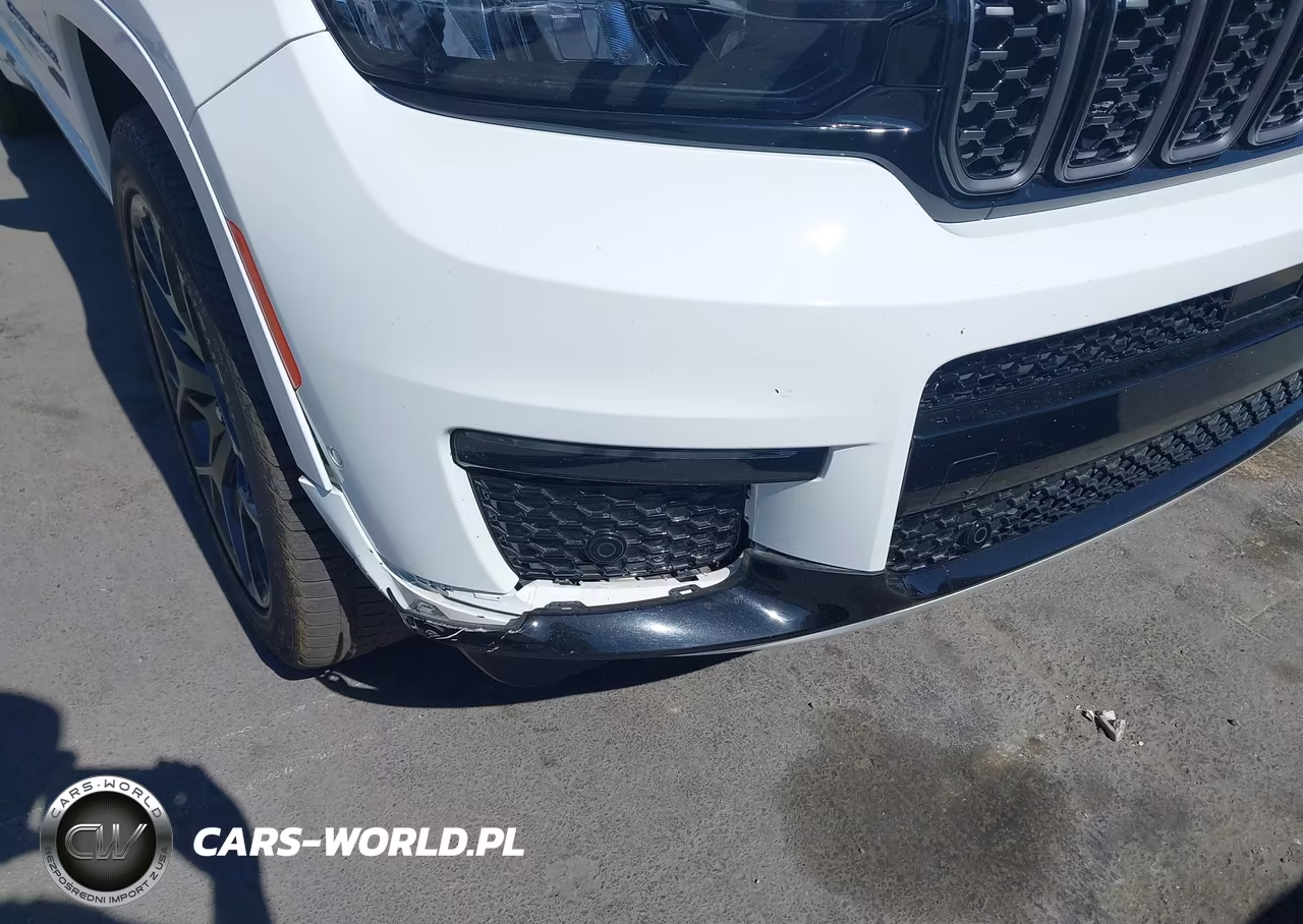 2025 Jeep Grand Cherokee L Summit 4X4 VIN:1C4RJKEG3S8720340 - 6