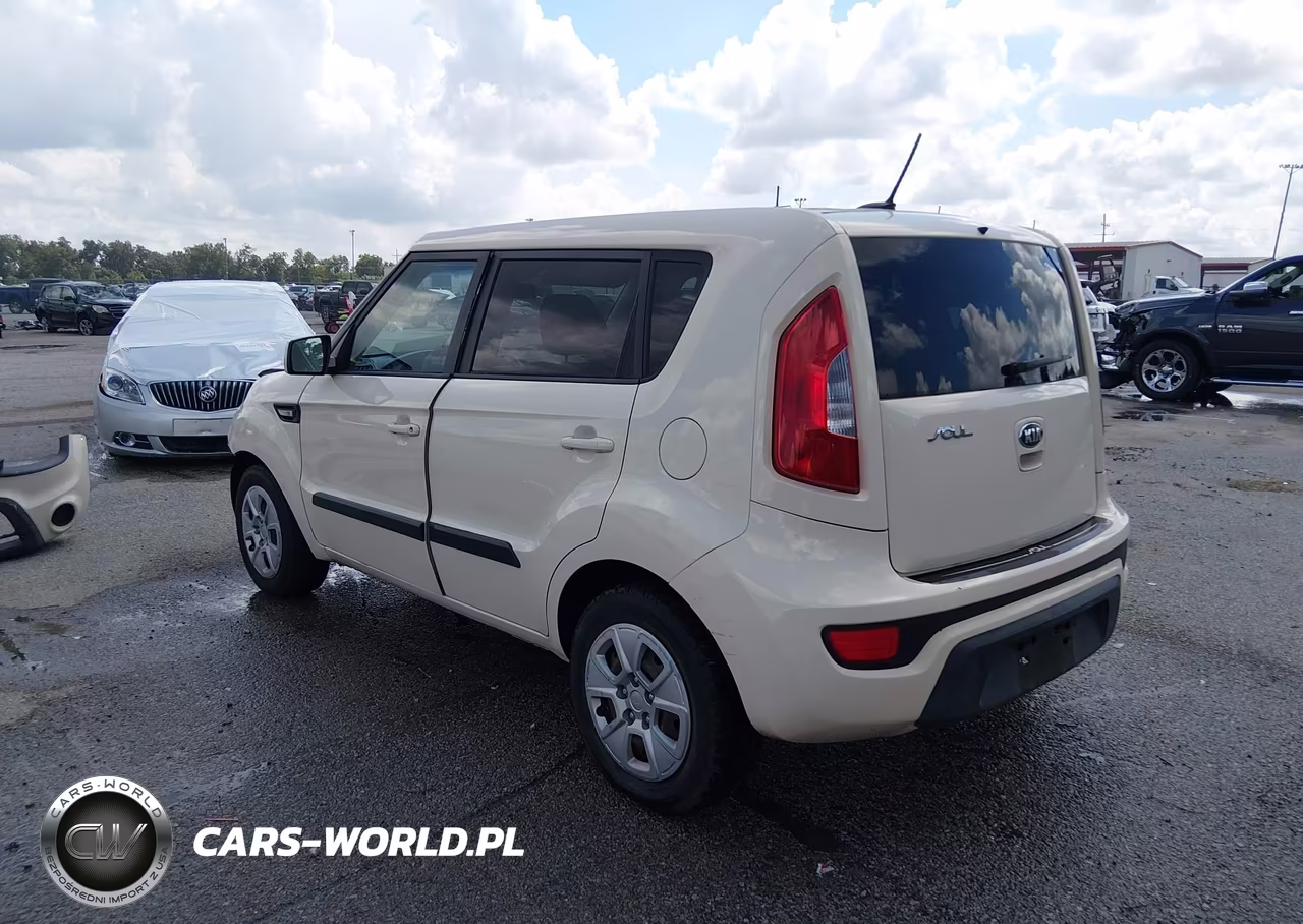 2013 Kia Soul VIN:KNDJT2A5XD7506269 - 3