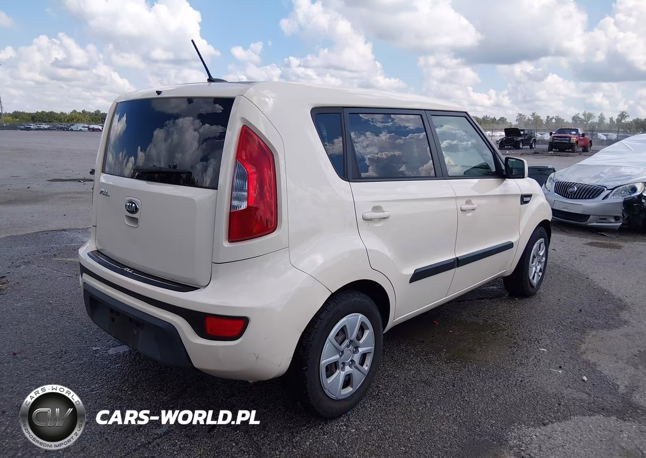 2013 Kia Soul VIN:KNDJT2A5XD7506269 - 4