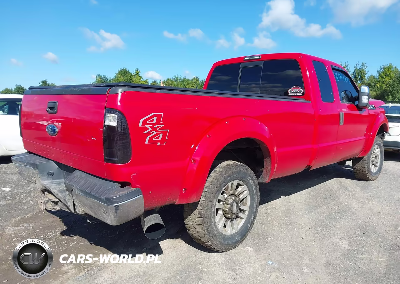 2011 Ford F-250 Xlt VIN:1FT7X2BT5BEA13328 - 4