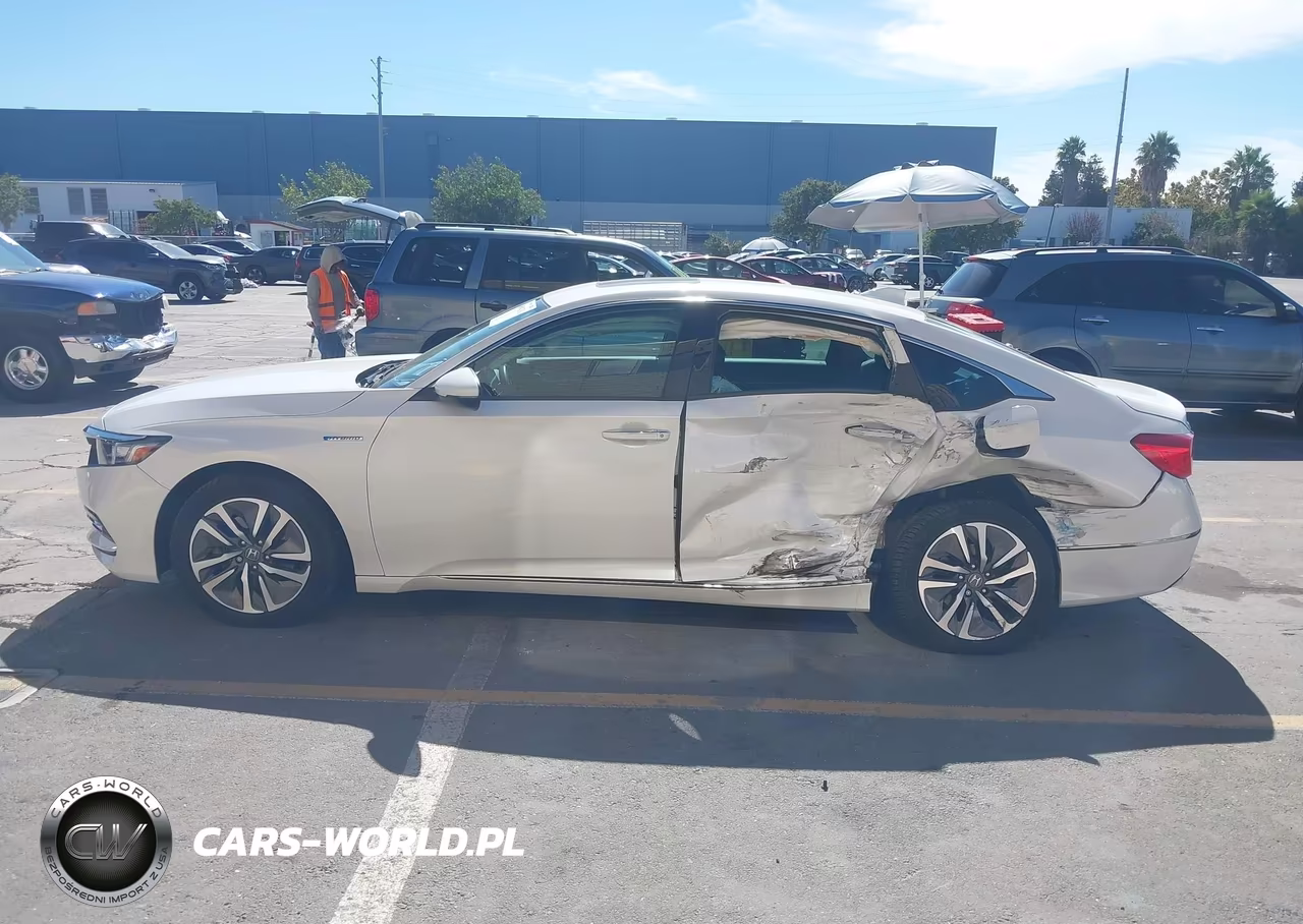 2019 Honda Accord Hybrid Touring VIN:1HGCV3F95KA005649 - 14