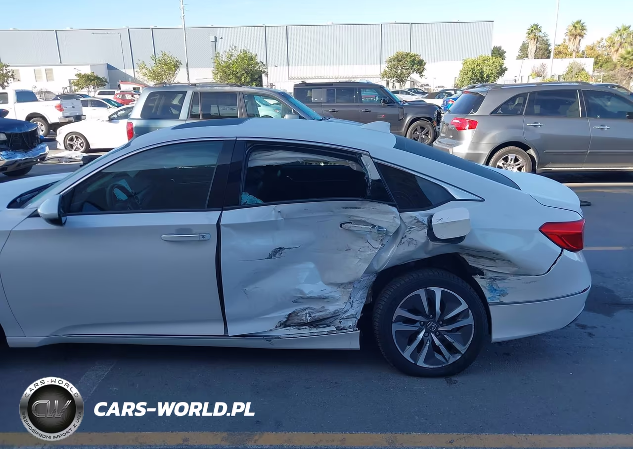 2019 Honda Accord Hybrid Touring VIN:1HGCV3F95KA005649 - 6