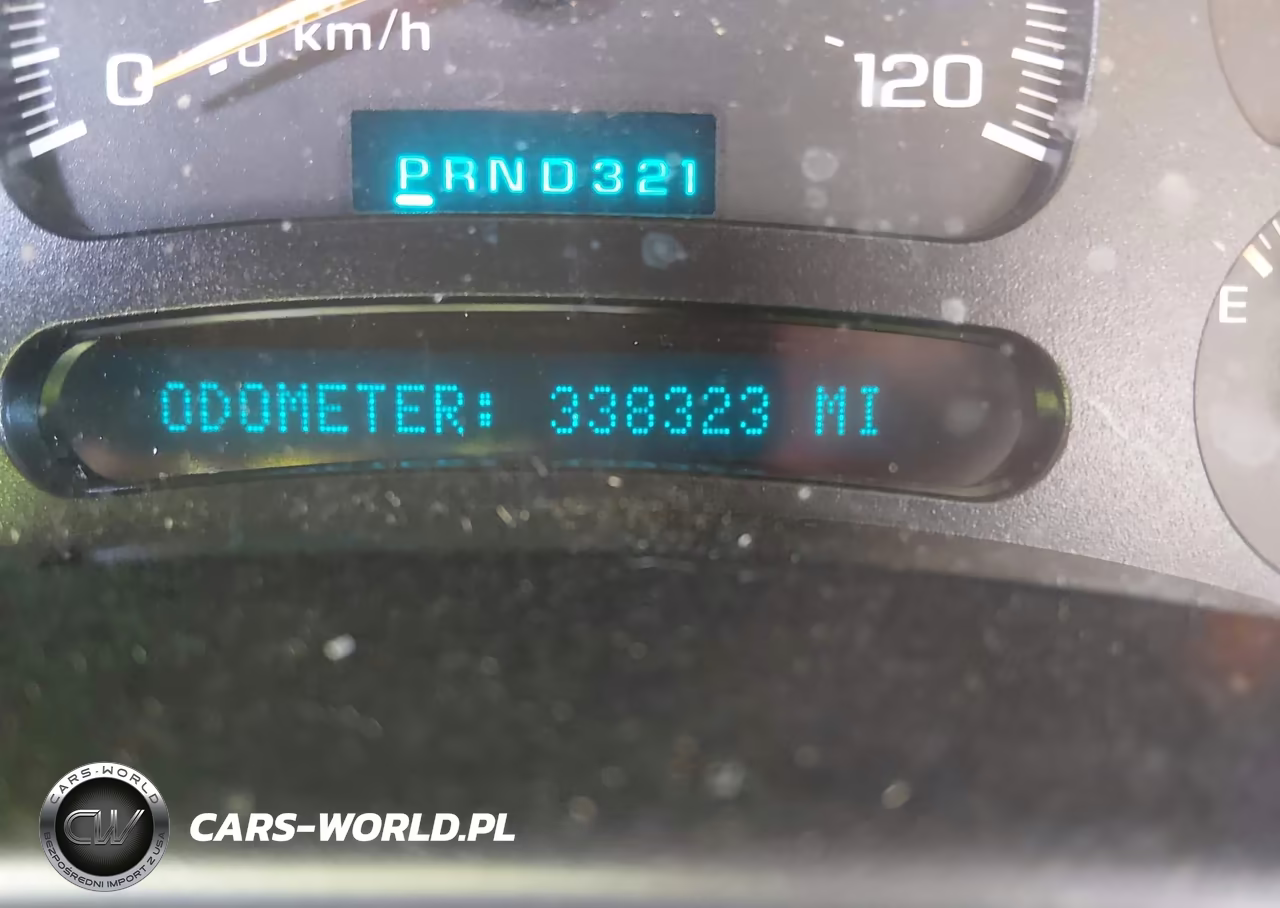 2005 Chevrolet Tahoe Ls VIN:1GNEK13T85R204440 - 15