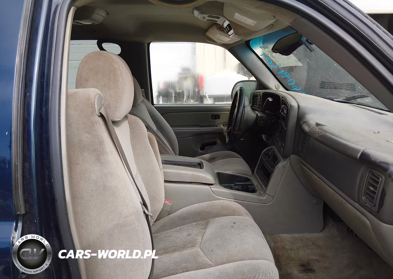 2005 Chevrolet Tahoe Ls VIN:1GNEK13T85R204440 - 5