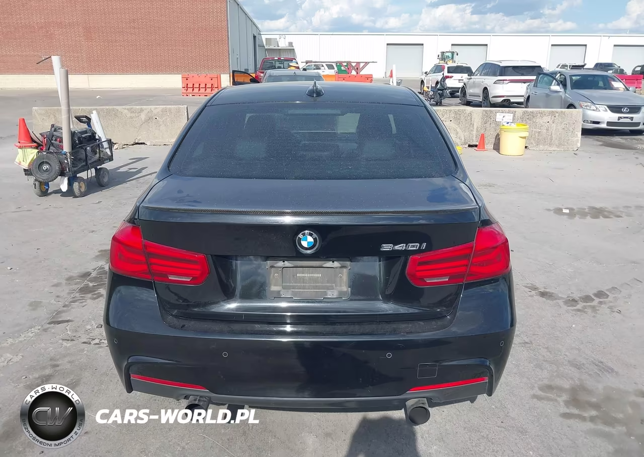 2017 BMW 340I VIN:WBA8B3G30HNU35692 - 16