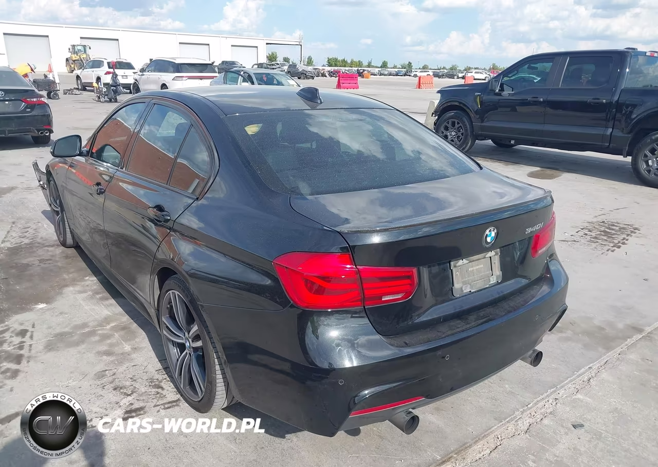 2017 BMW 340I VIN:WBA8B3G30HNU35692 - 3