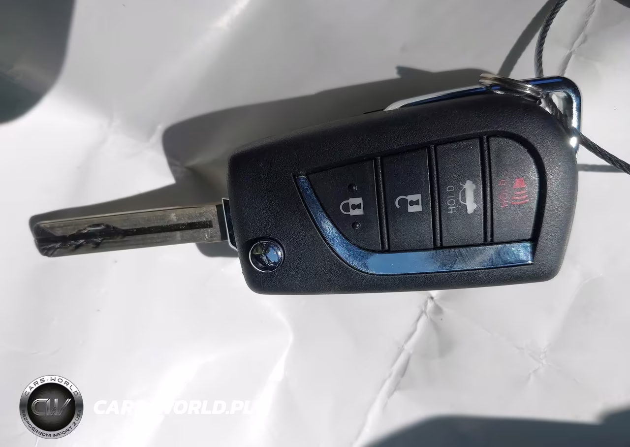 2026 Toyota Corolla Hybrid Hybrid Le VIN:JTDBCMFE6T3143967 - 11