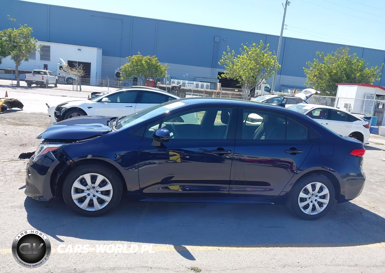 2026 Toyota Corolla Hybrid Hybrid Le VIN:JTDBCMFE6T3143967 - 14