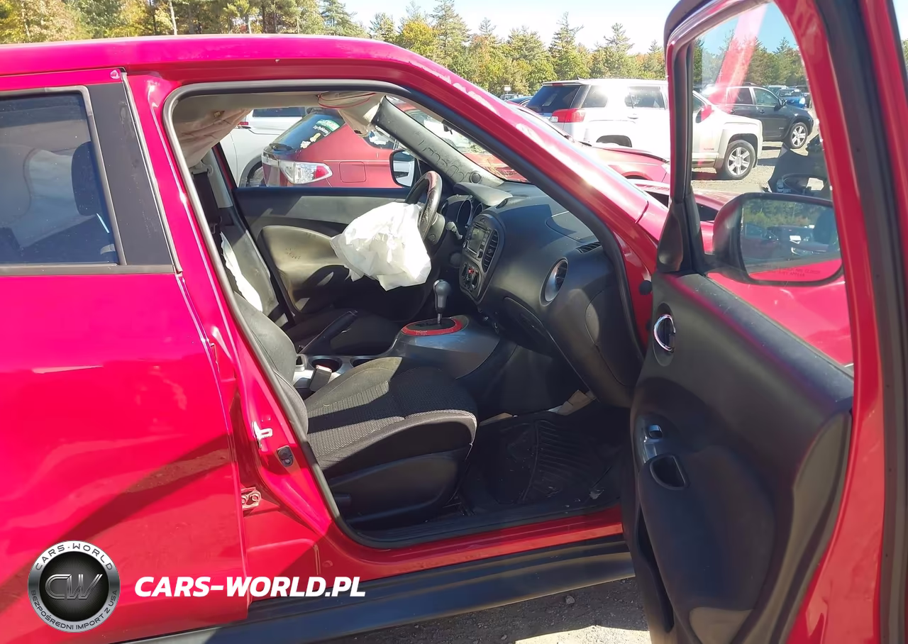 2015 Nissan Juke S VIN:JN8AF5MV5FT554183 - 5