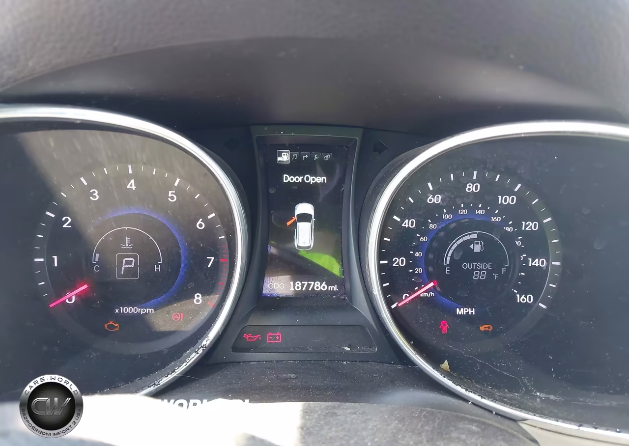 2013 Hyundai Santa Fe Sport VIN:5XYZU3LB4DG119986 - 7