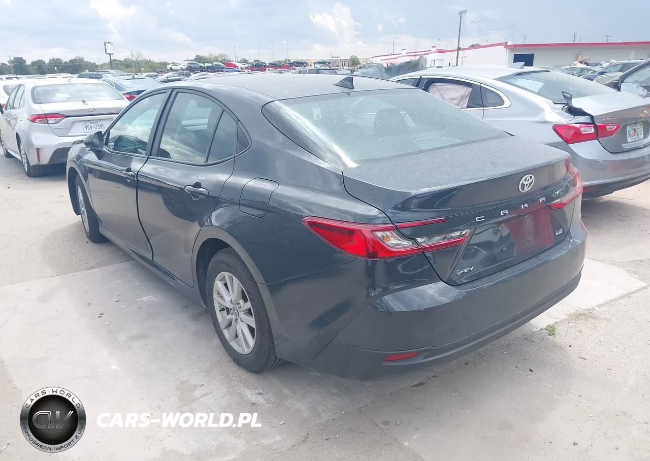 2026 Toyota Camry Le VIN:4T1DAACKXTU267527 - 3