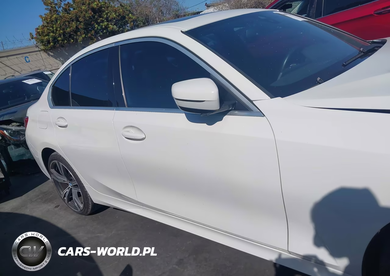 2020 BMW 330I VIN:3MW5R1J05L8B32212 - 13