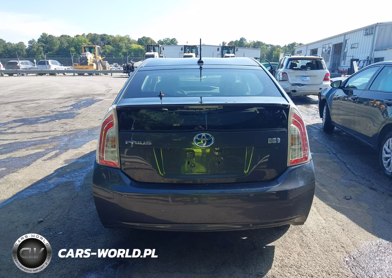 2015 Toyota Prius Five VIN:JTDKN3DU7F1892100 - 16
