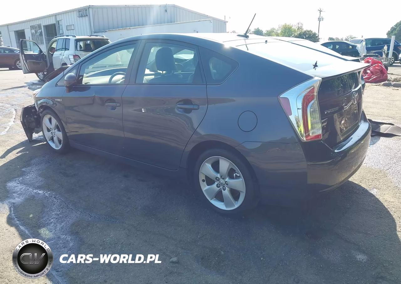 2015 Toyota Prius Five VIN:JTDKN3DU7F1892100 - 3