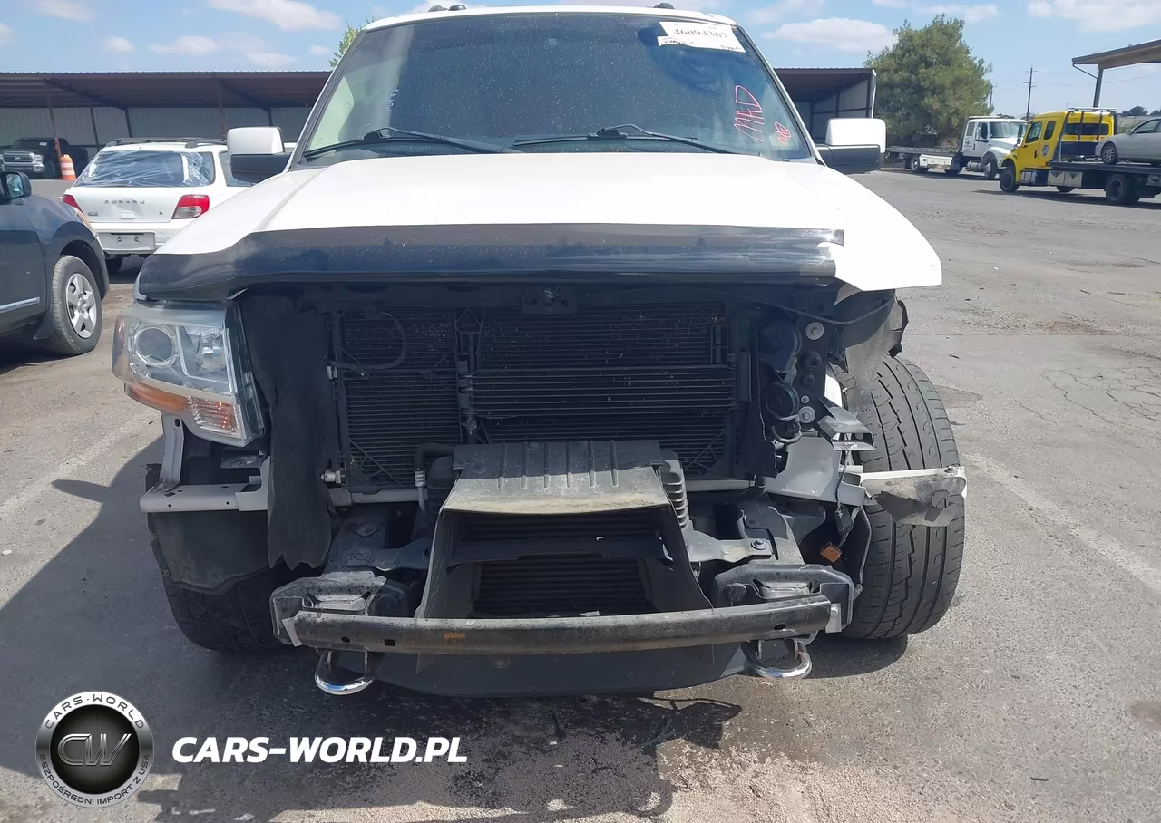 2015 Ford Expedition Limited VIN:1FMJU2AT9FEF10142 - 13