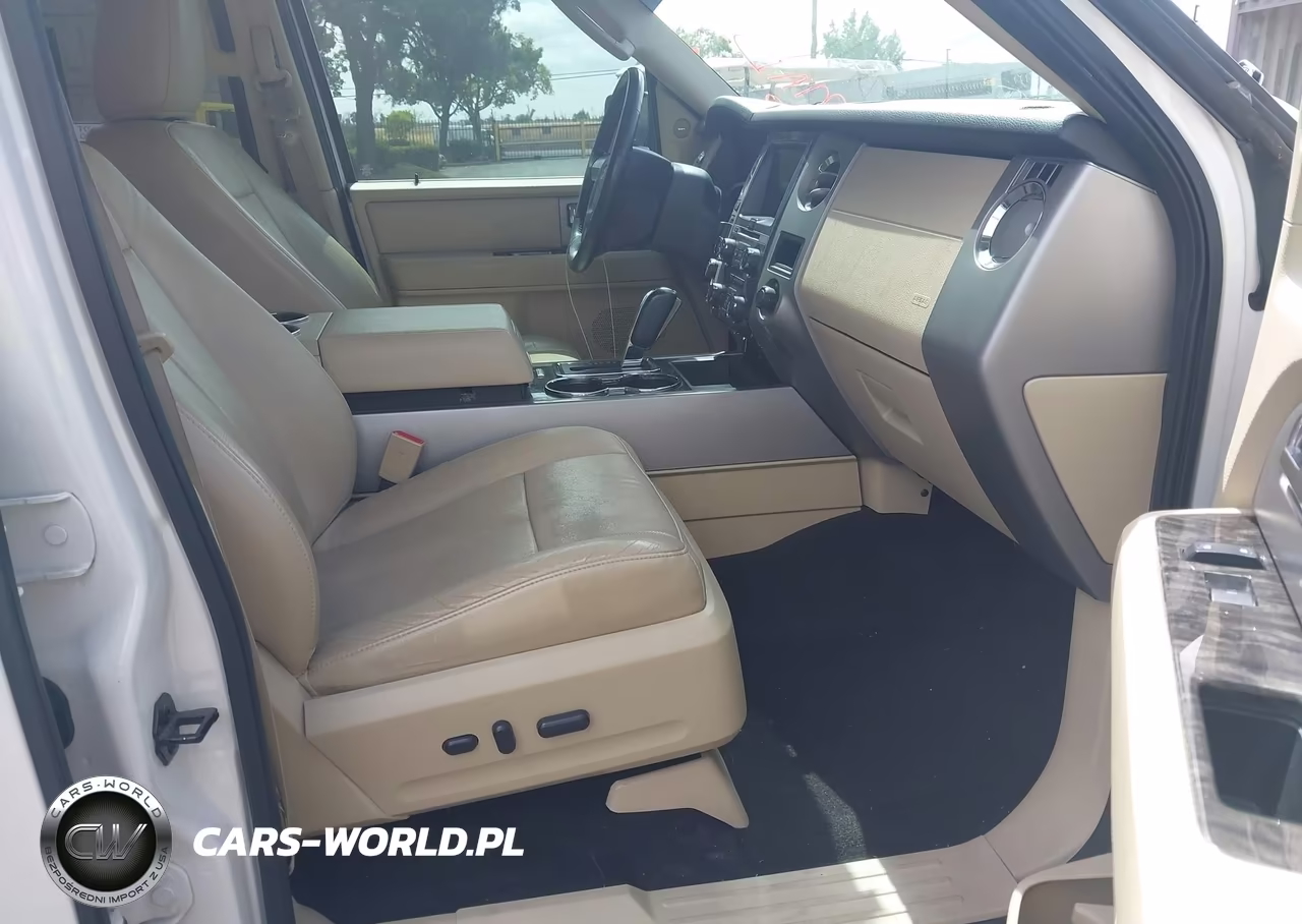2015 Ford Expedition Limited VIN:1FMJU2AT9FEF10142 - 5