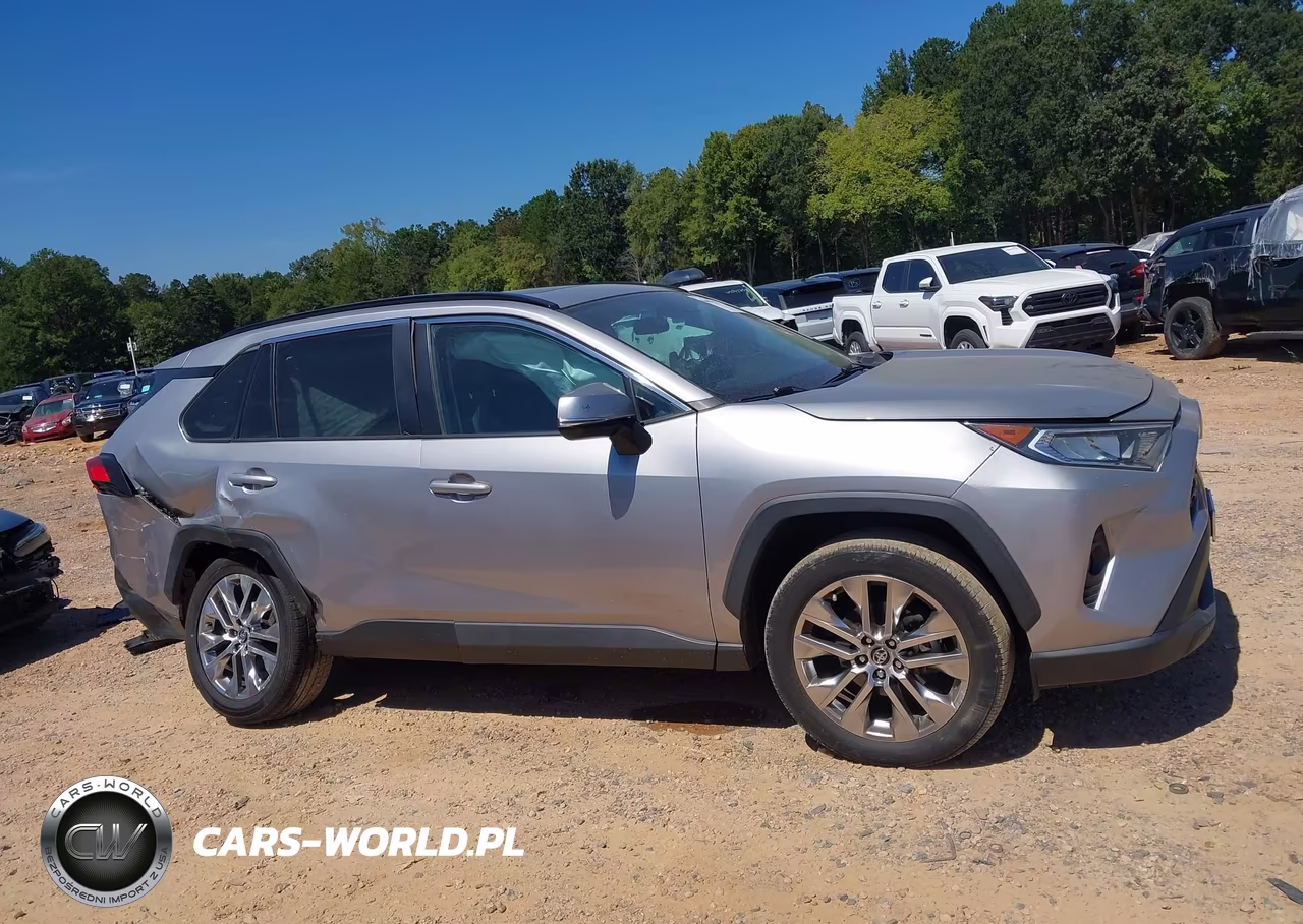 2020 Toyota Rav4 Xle Premium VIN:2T3C1RFV0LC065658 - 13