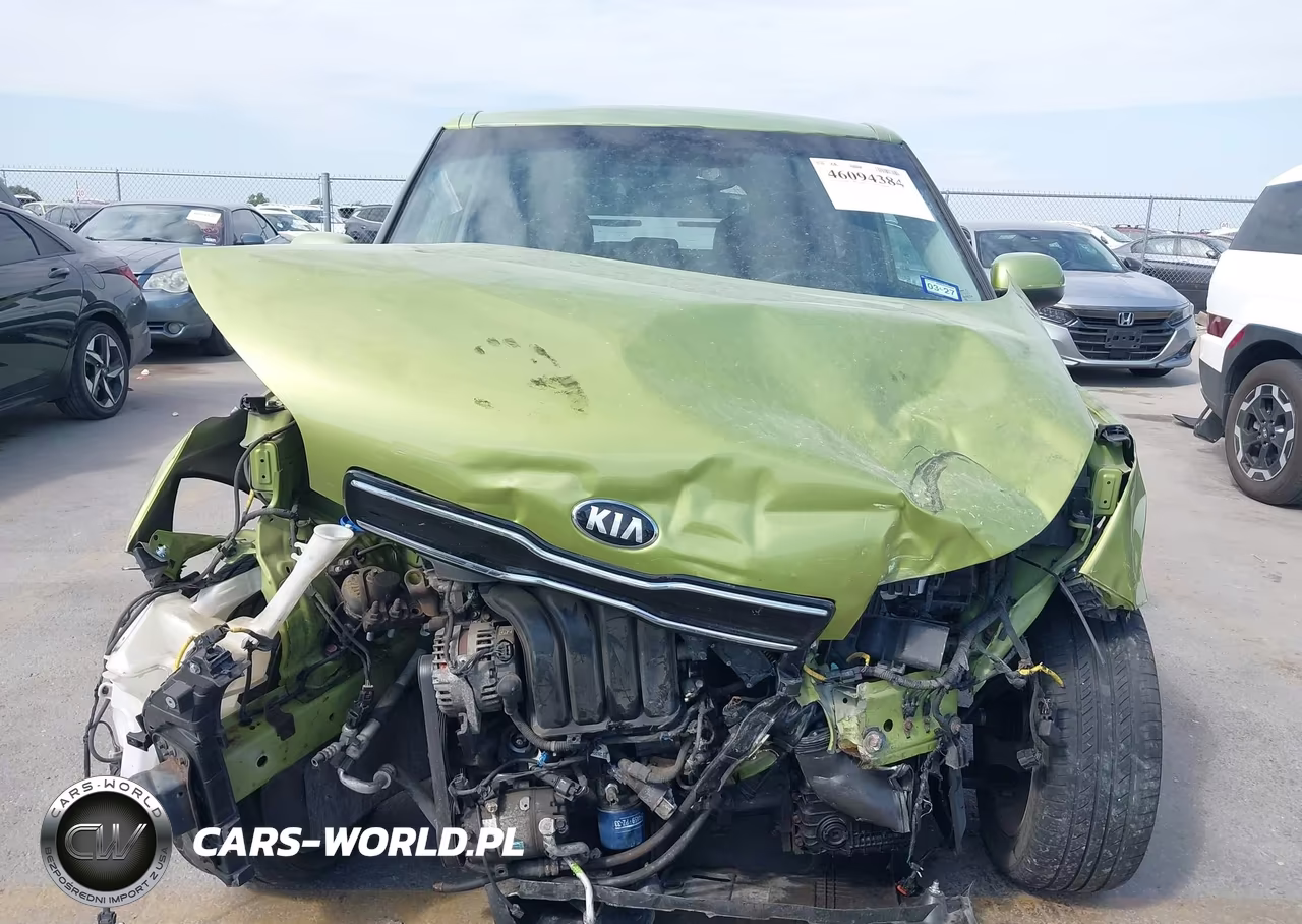 2018 Kia Soul + VIN:KNDJP3A58J7888453 - 13