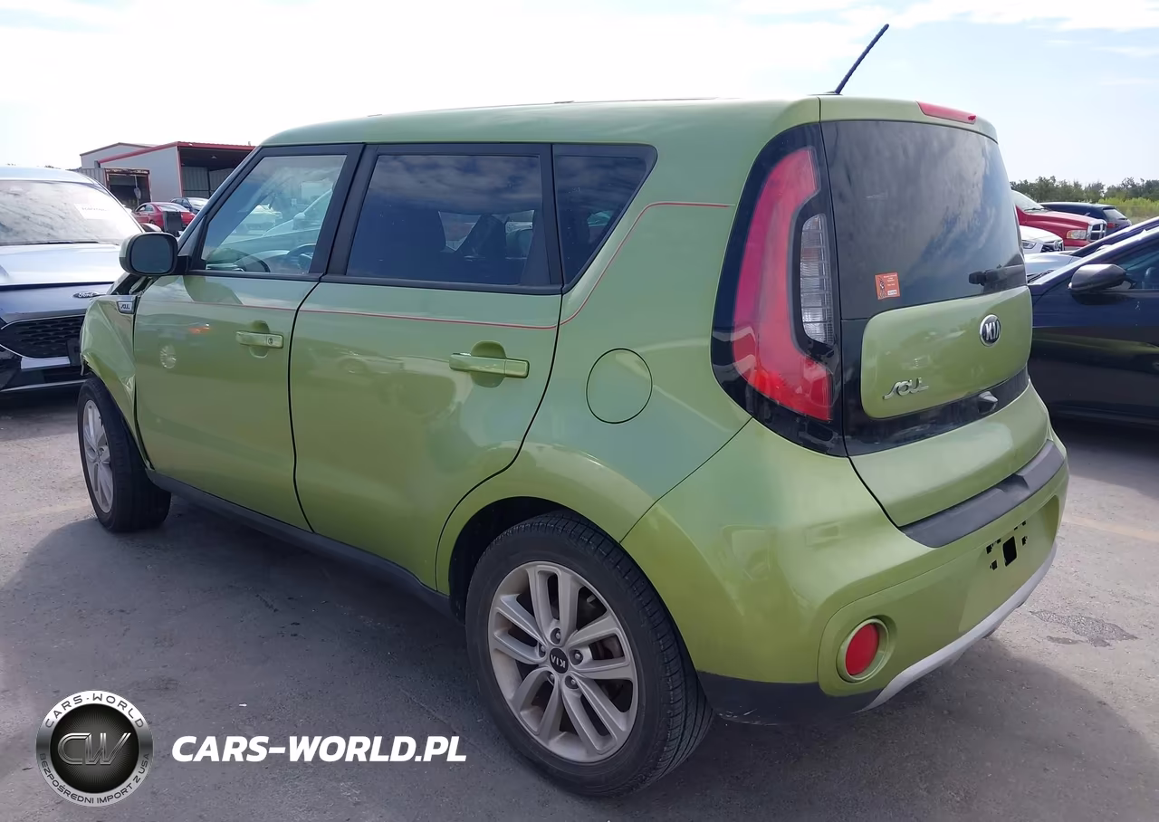 2018 Kia Soul + VIN:KNDJP3A58J7888453 - 3