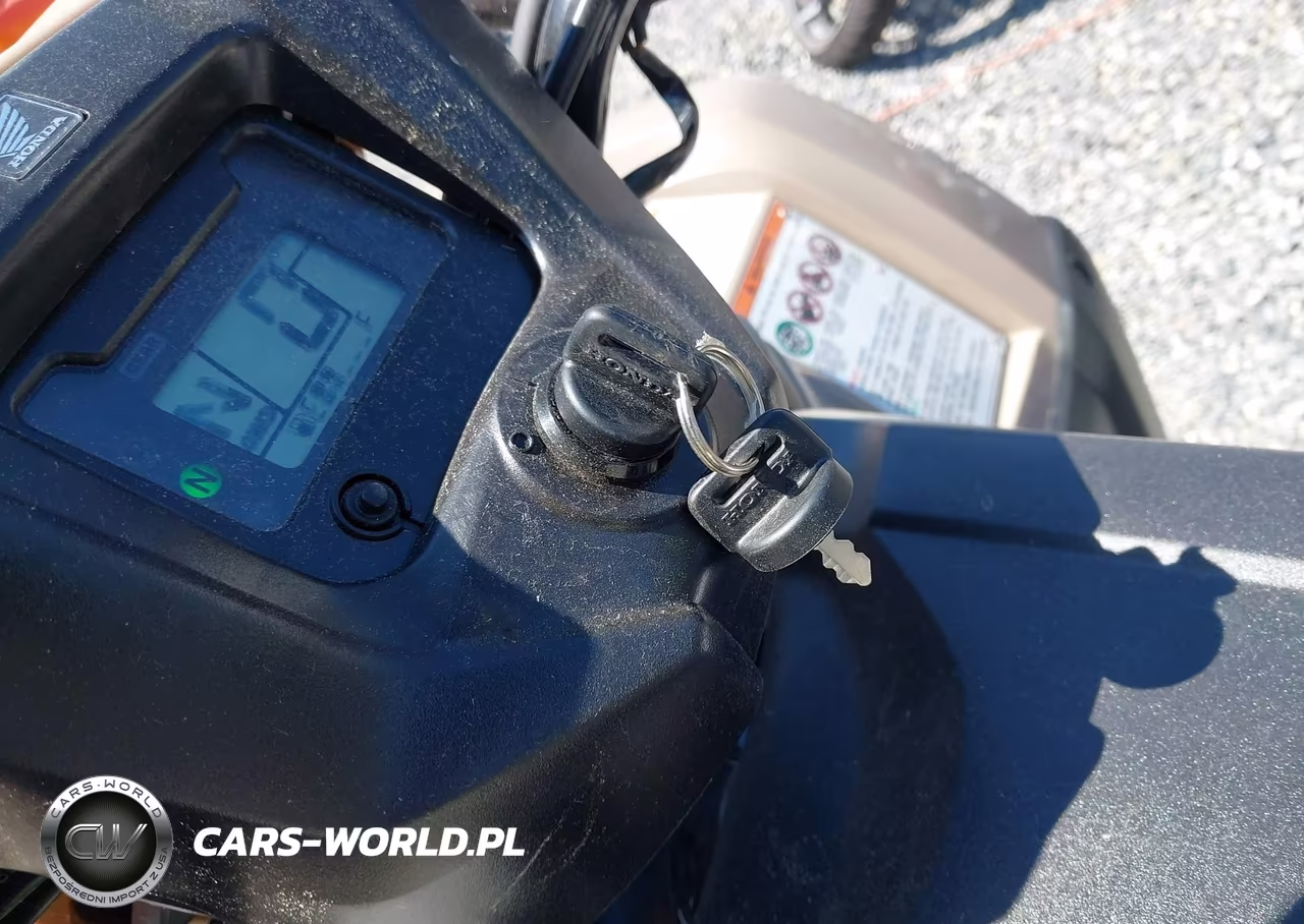 2024 Honda Trx520 Fm VIN:1HFTE4415R4002590 - 11