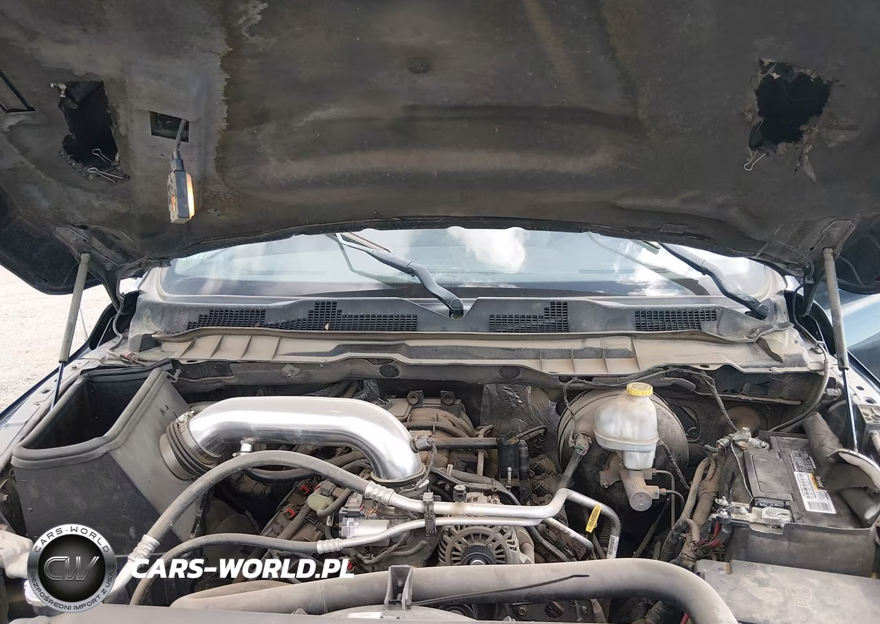 2014 Ram 1500 Sport VIN:1C6RR7UT2ES175735 - 10