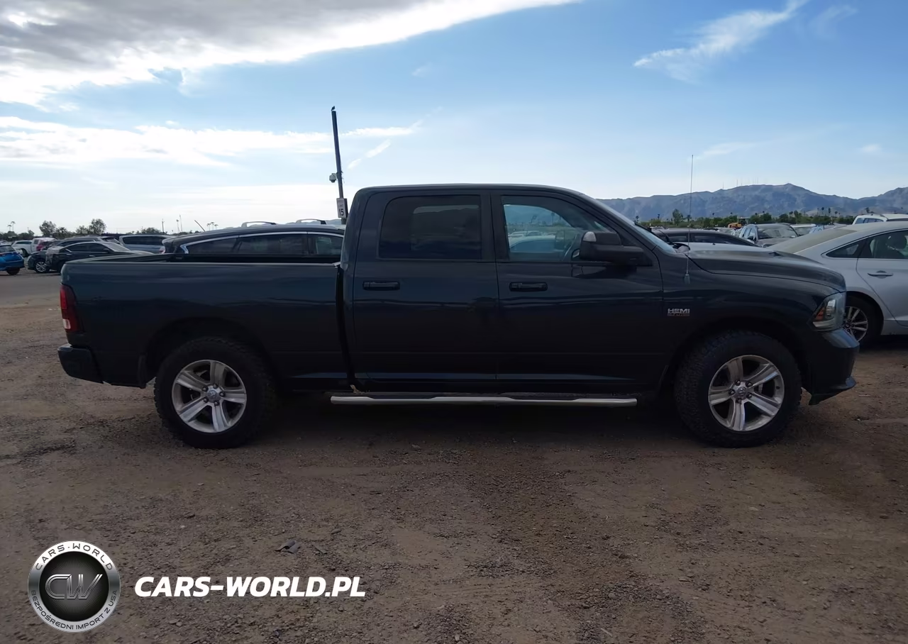 2014 Ram 1500 Sport VIN:1C6RR7UT2ES175735 - 12