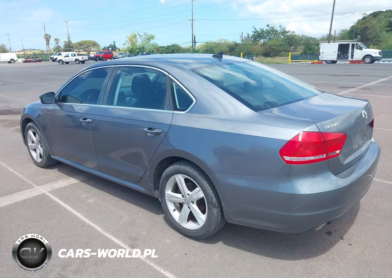 2013 Volkswagen Passat 2.0L Tdi Se VIN:1VWBN7A3XDC100717 - 3