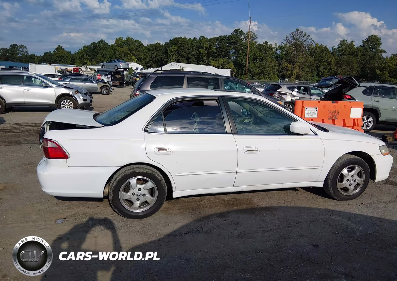 2000 Honda Accord 2.3 Ex VIN:1HGCG6679YA137607 - 13