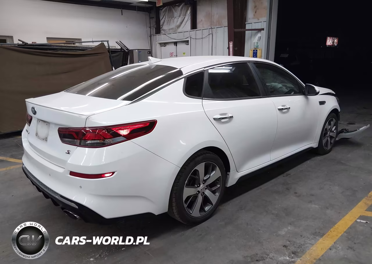 2020 Kia Optima S VIN:5XXGT4L38LG440649 - 4