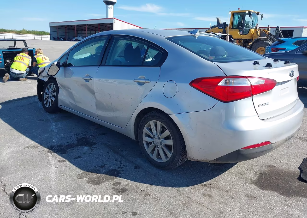 2015 Kia Forte Lx VIN:KNAFX4A69F5414547 - 3