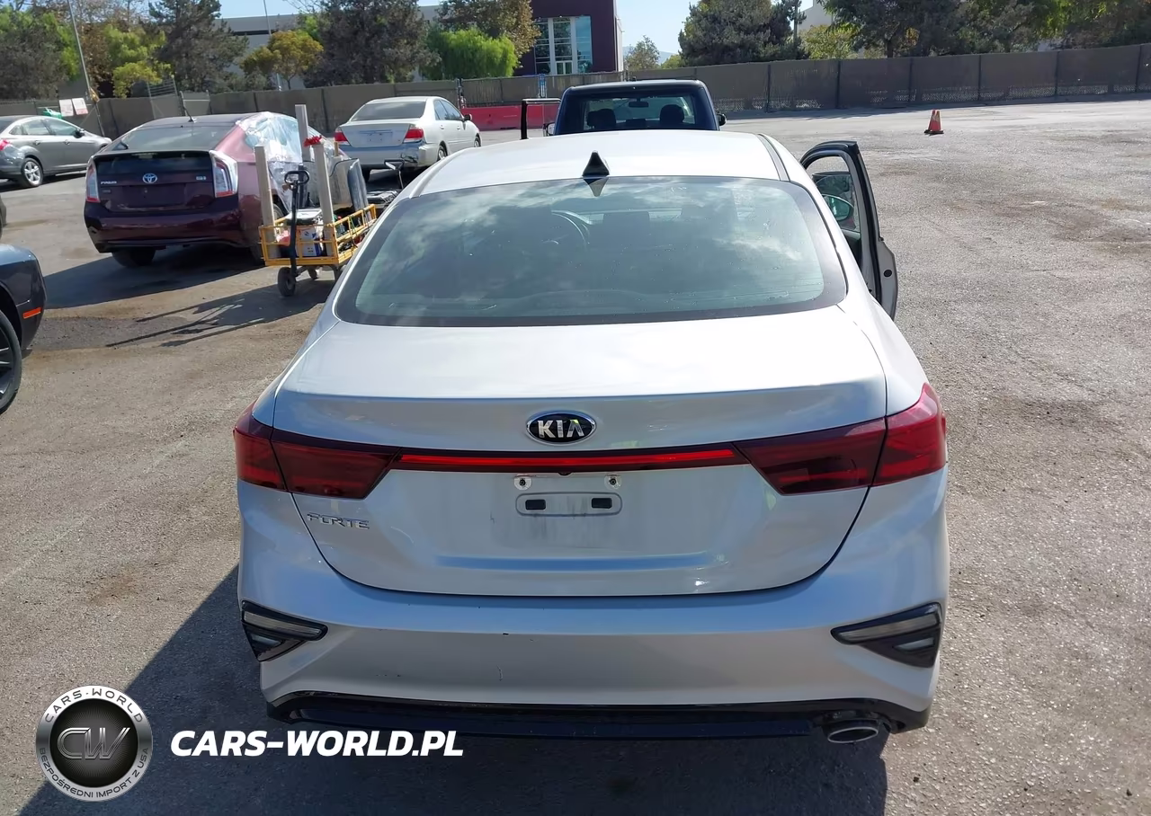 2021 Kia Forte Lxs VIN:3KPF24AD0ME356670 - 16