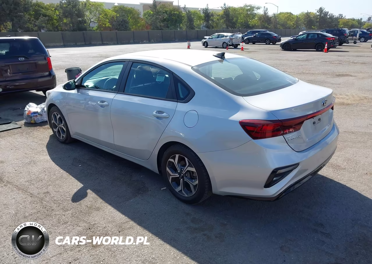 2021 Kia Forte Lxs VIN:3KPF24AD0ME356670 - 3