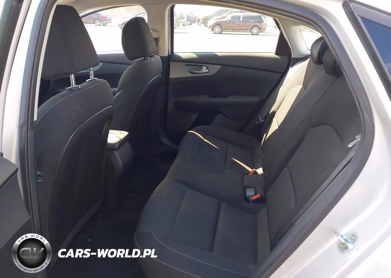 2021 Kia Forte Lxs VIN:3KPF24AD0ME356670 - 8