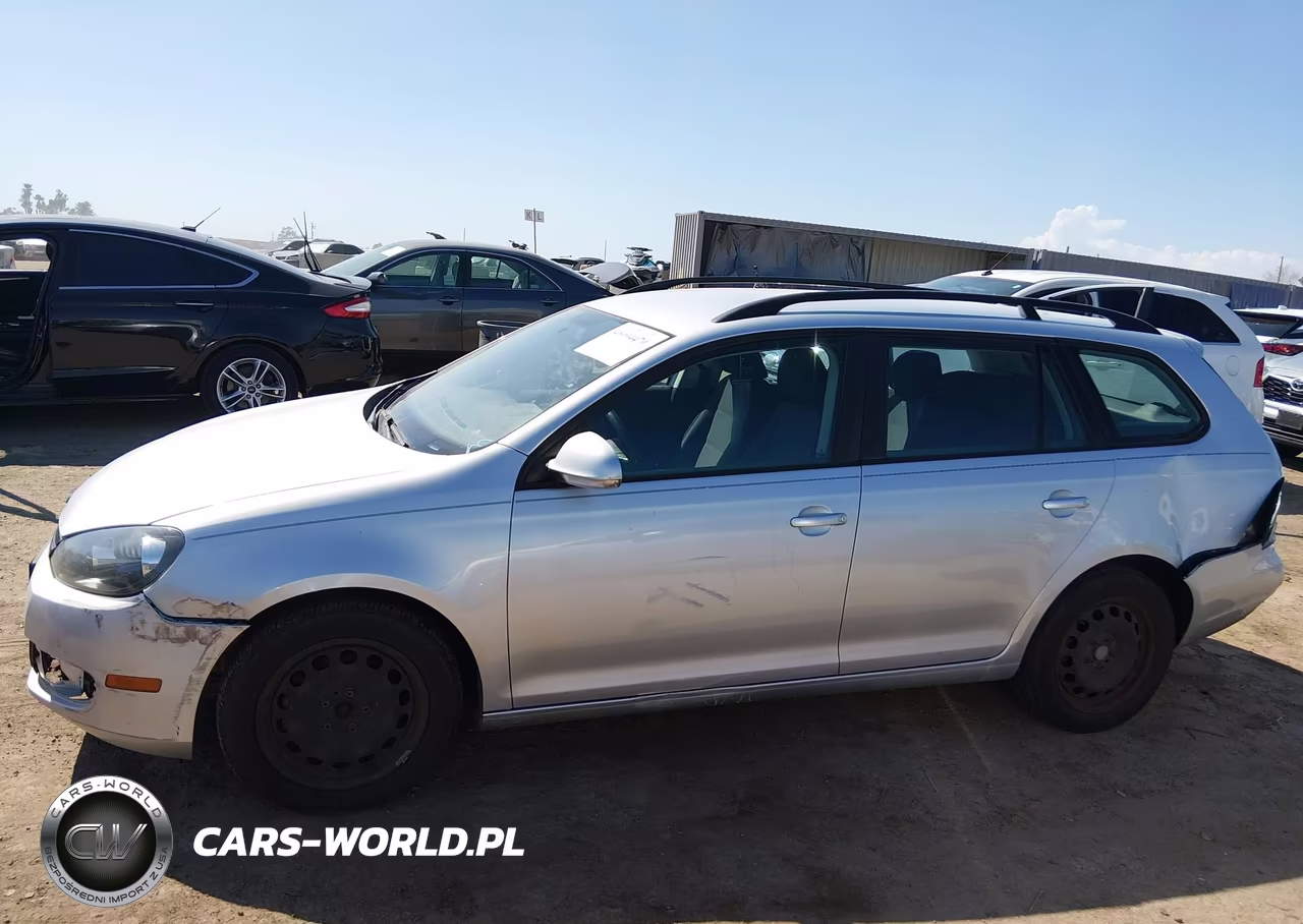 2014 Volkswagen Jetta Sportwagen 2.5L S VIN:3VWPP7AJXEM627137 - 14