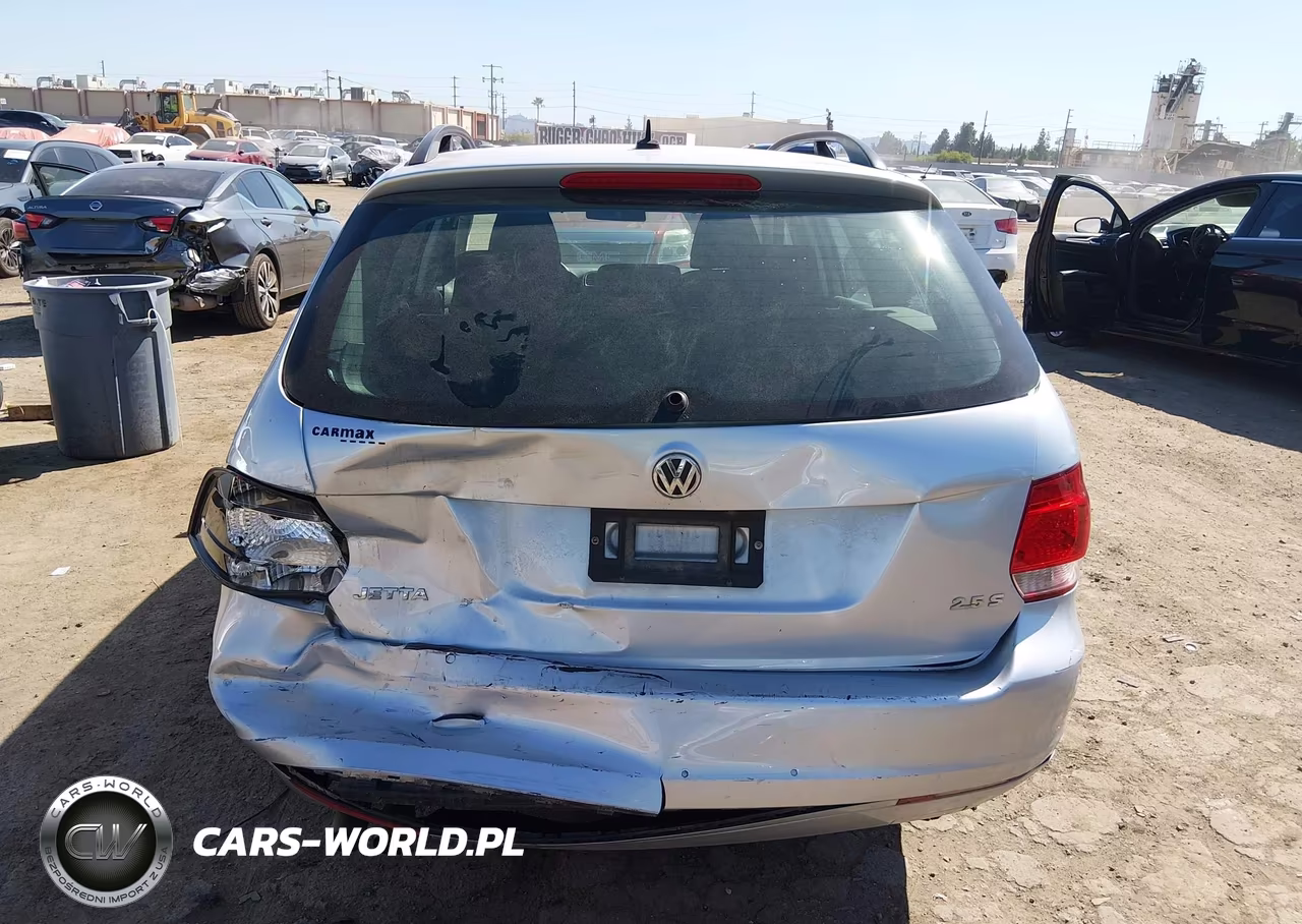 2014 Volkswagen Jetta Sportwagen 2.5L S VIN:3VWPP7AJXEM627137 - 16