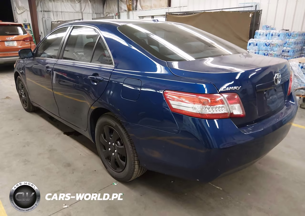 2011 Toyota Camry VIN:4T1BF3EK5BU703586 - 3