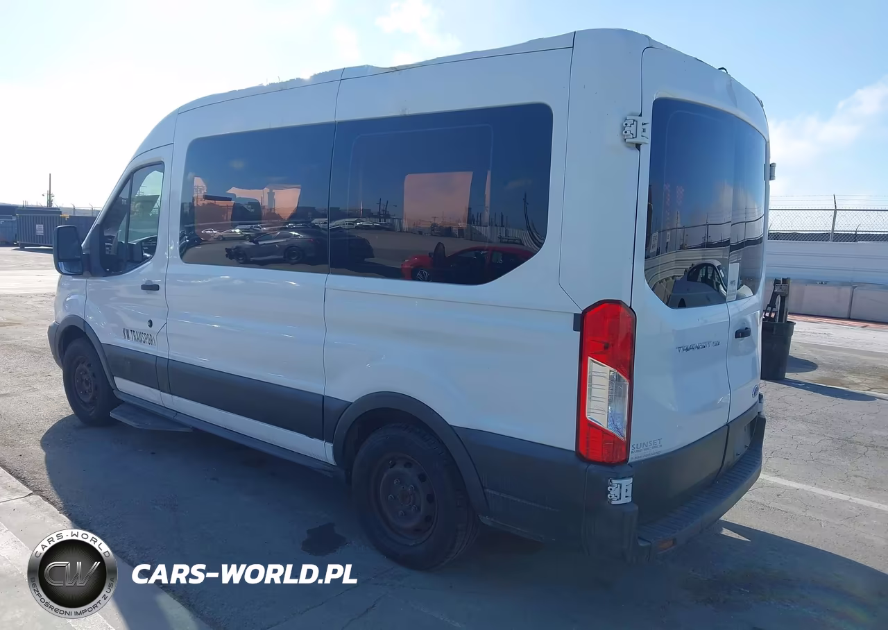 2018 Ford Transit-150 VIN:1FTYE1CM5JKA63044 - 3