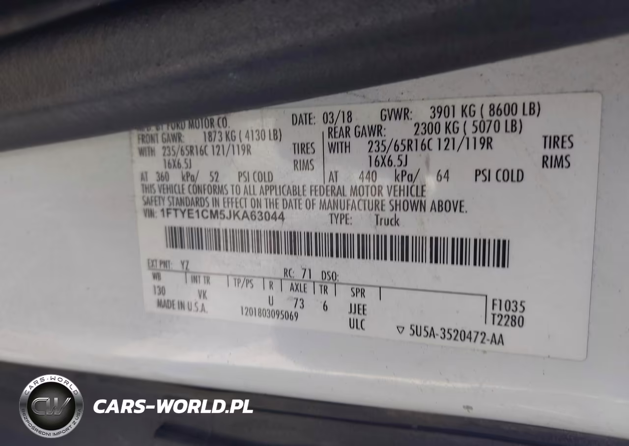 2018 Ford Transit-150 VIN:1FTYE1CM5JKA63044 - 9