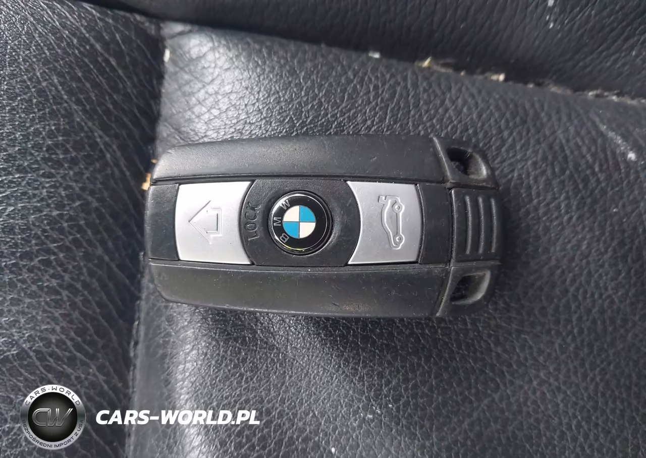 2011 BMW 328I xDrive VIN:WBAPK7G56BNN48879 - 11