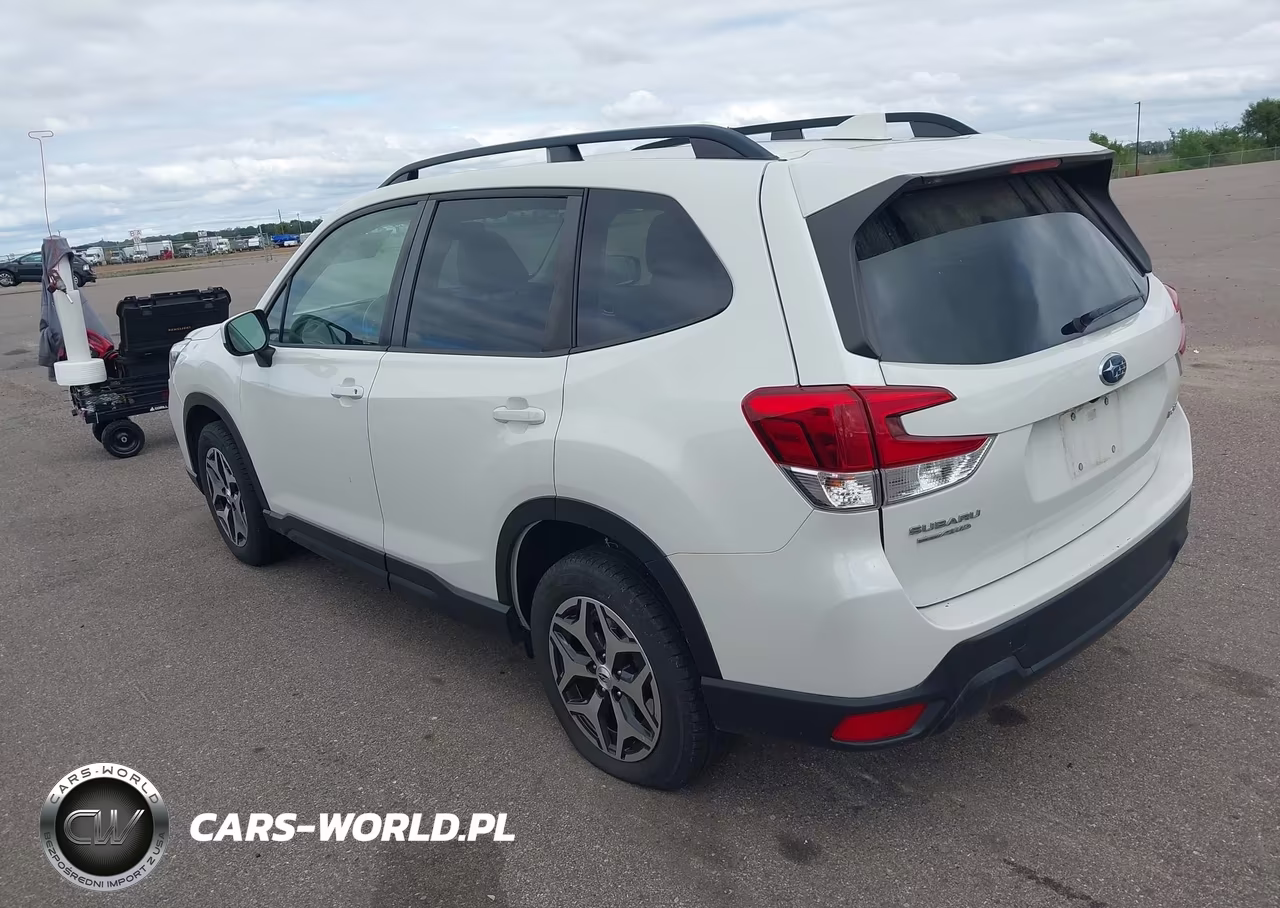 2021 Subaru Forester Premium VIN:JF2SKAJC3MH534135 - 3
