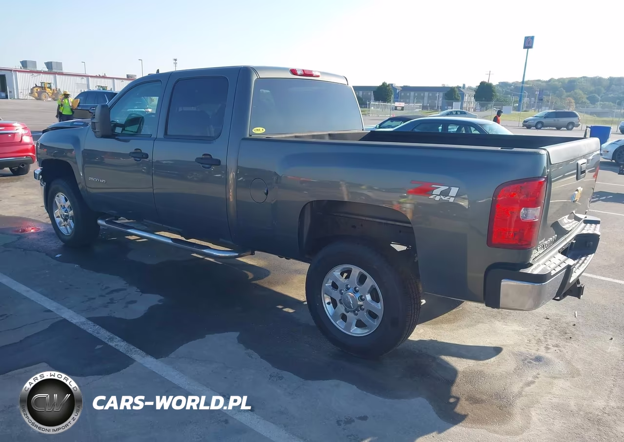 2011 Chevrolet Silverado 2500Hd Lt VIN:1GC1KXC88BF172284 - 3
