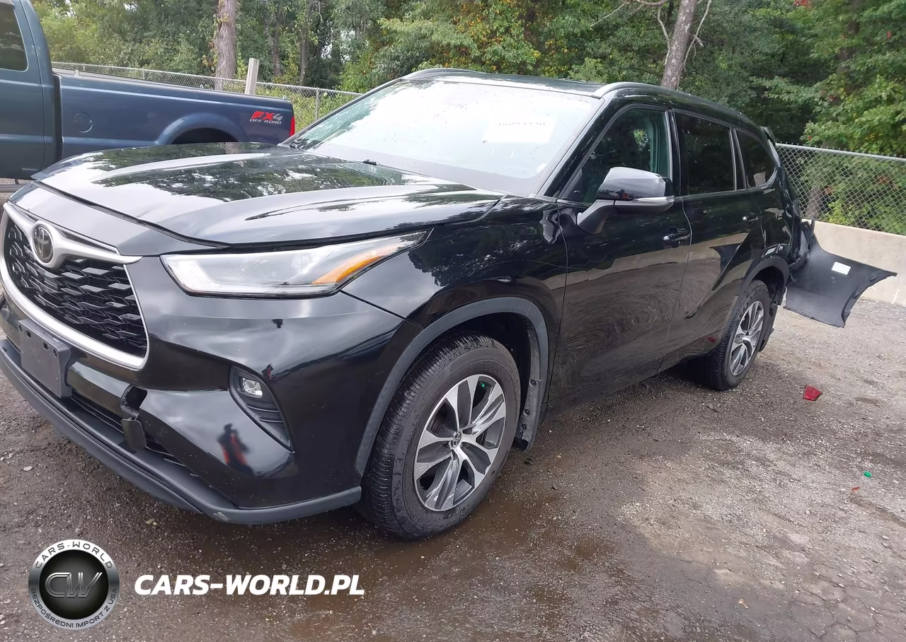 2021 Toyota Highlander Xle VIN:5TDHZRBH5MS535540 - 2