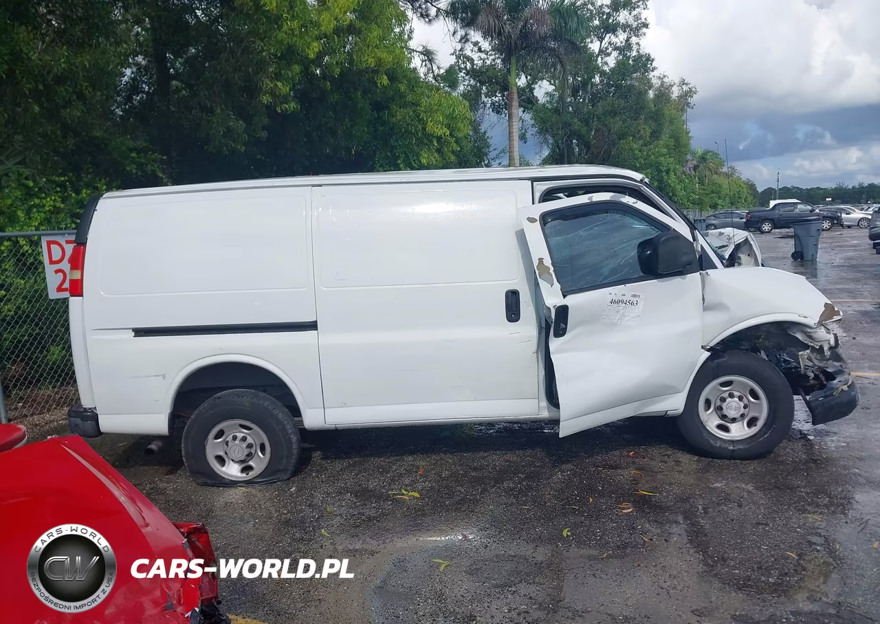 2008 Chevrolet Express Work Van VIN:1GCGG25C981142488 - 14