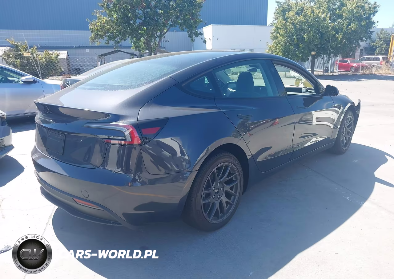 2026 Tesla Model 3 Premium Rear-Wheel Drive-Rear-Wheel Drive VIN:5YJ3E1EA7TF156791 - 4