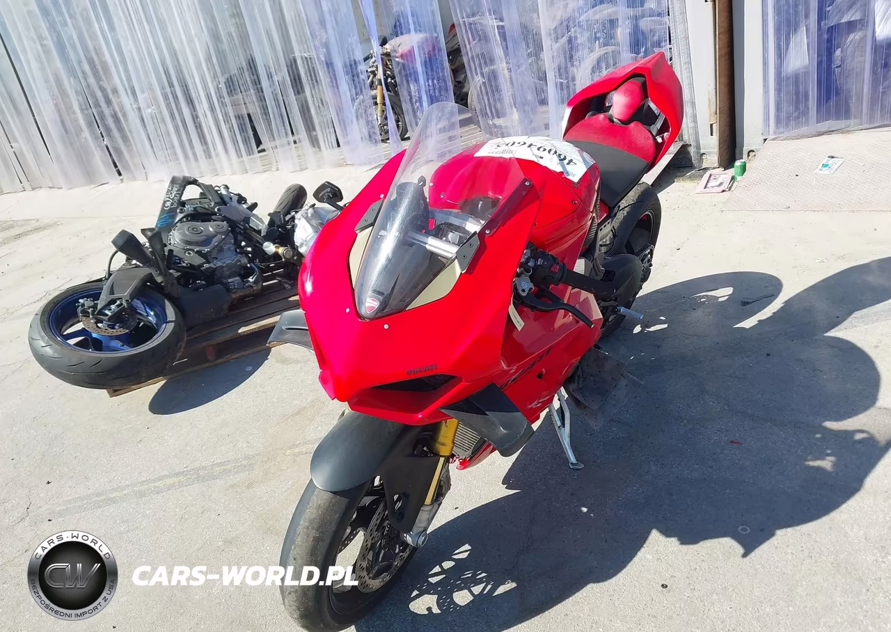 2024 Ducati Panigale V4S VIN:ZDMDAGWW5RB008846 - 2