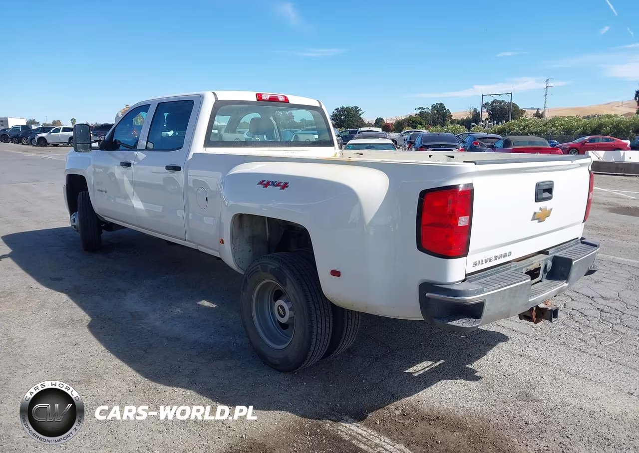 2015 Chevrolet Silverado 3500Hd Wt VIN:1GC4KYCG8FF124042 - 3