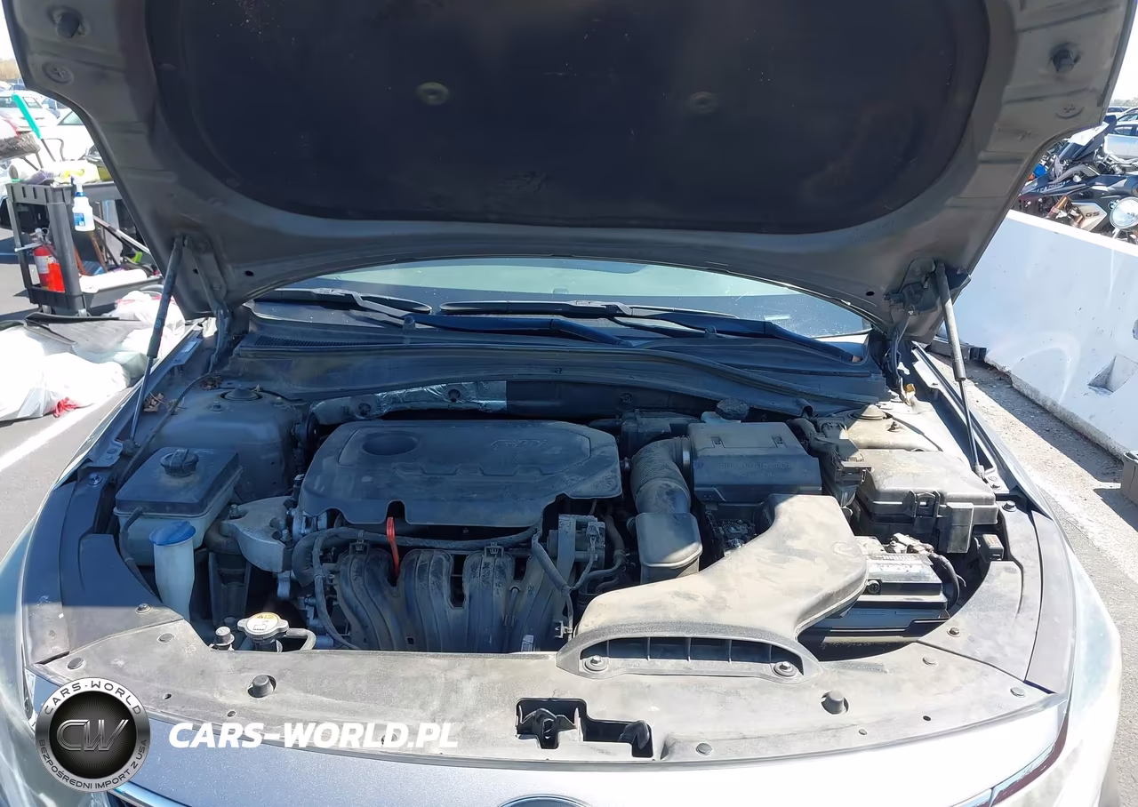2018 Kia Optima Lx VIN:5XXGT4L32JG196767 - 10