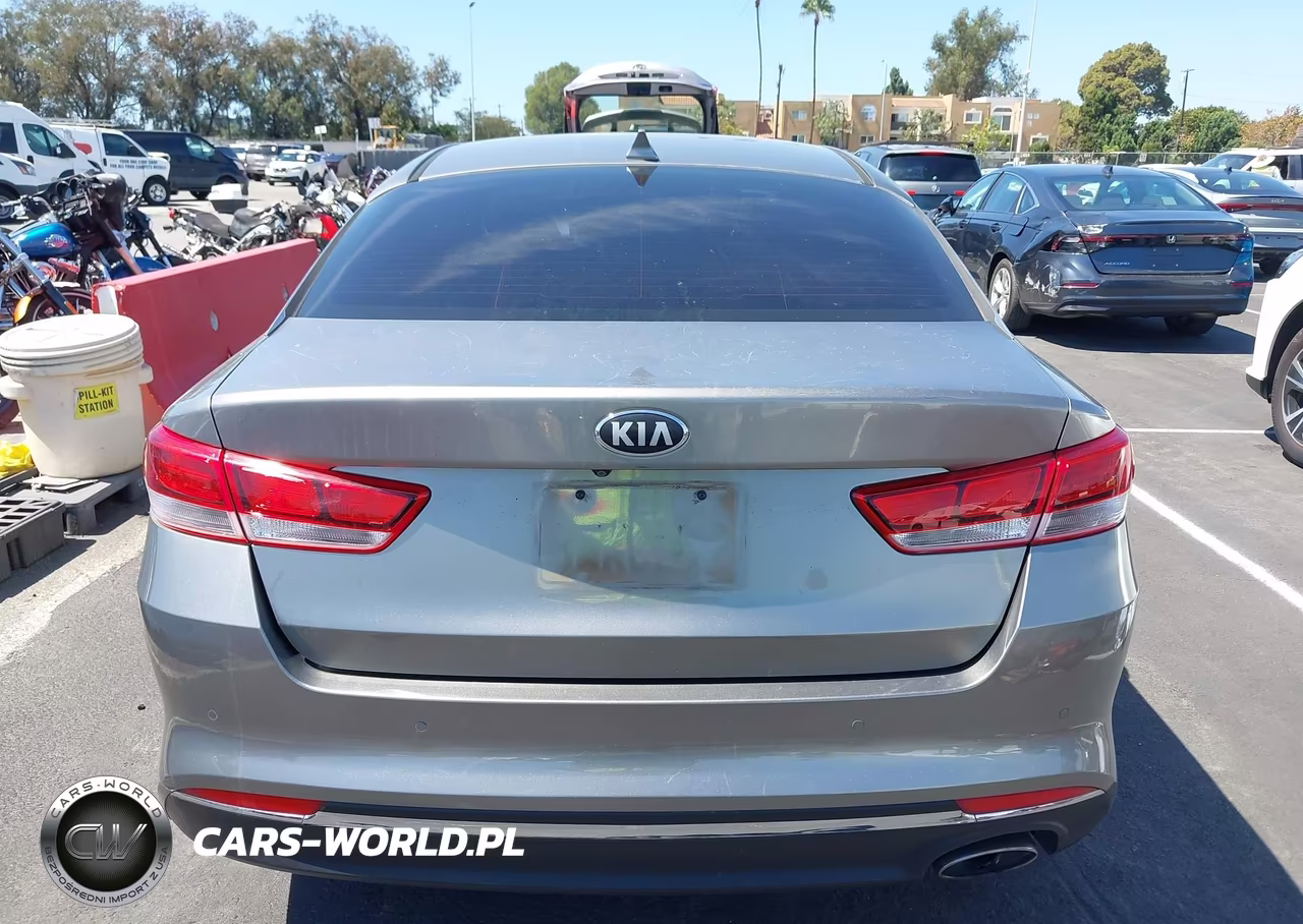 2018 Kia Optima Lx VIN:5XXGT4L32JG196767 - 16