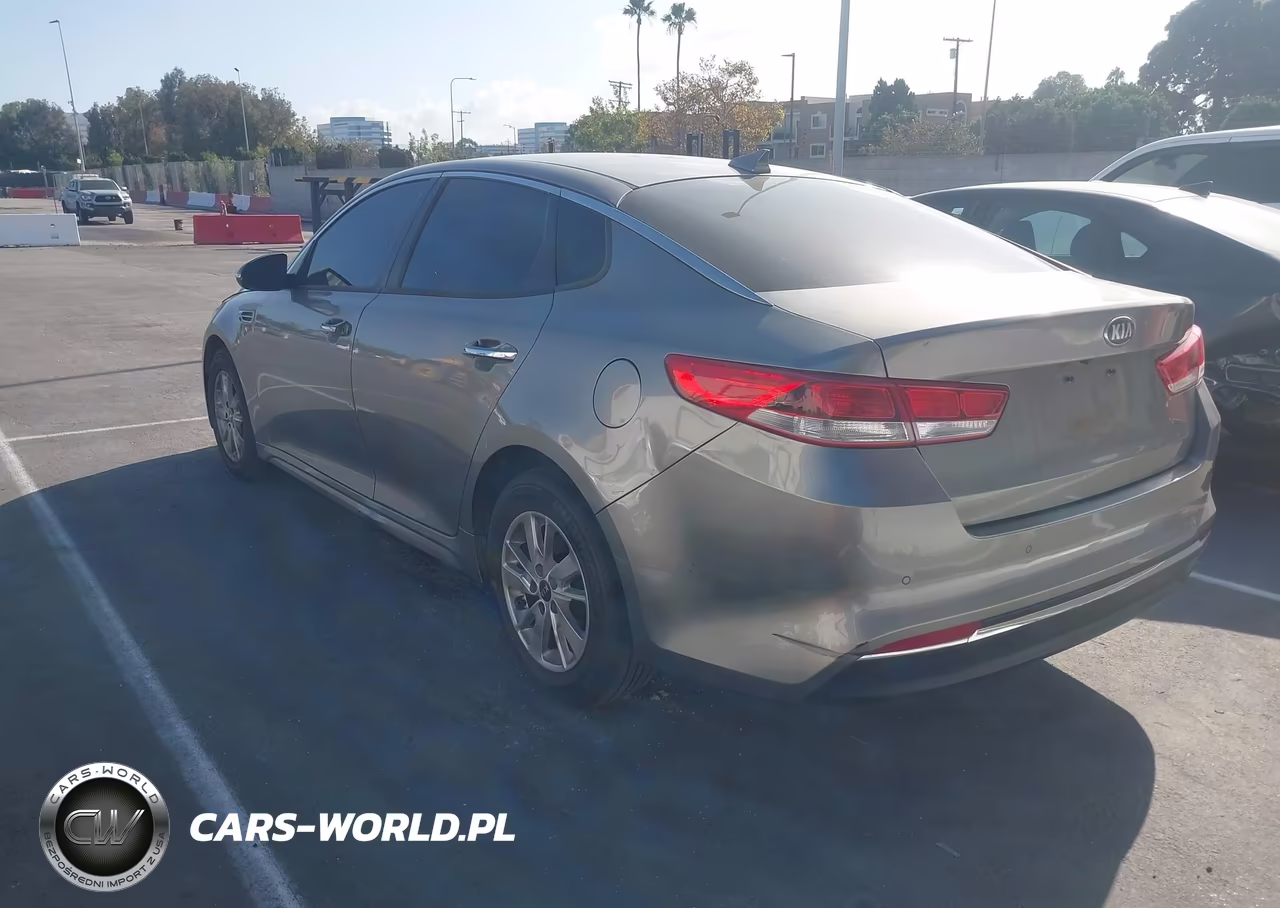 2018 Kia Optima Lx VIN:5XXGT4L32JG196767 - 3