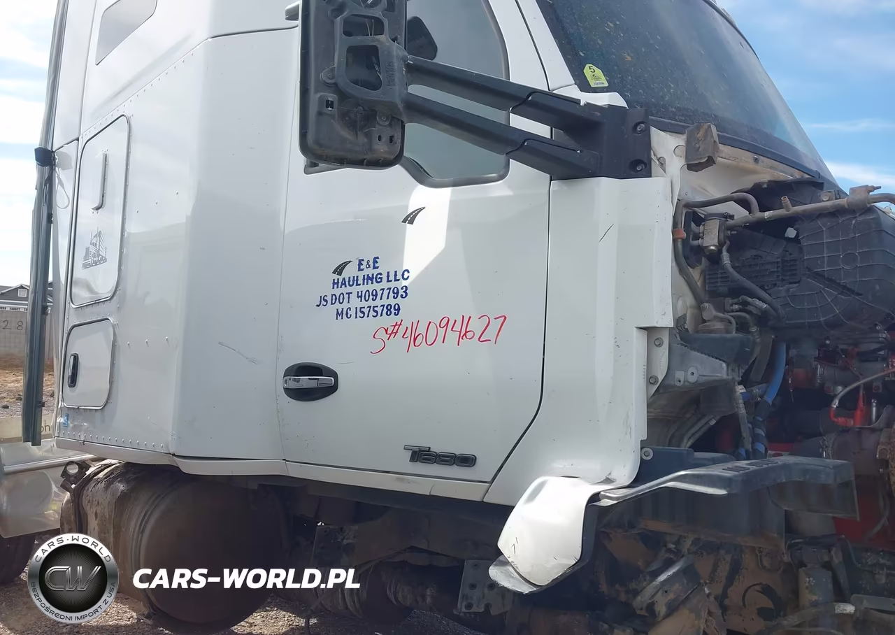 2015 Kenworth Construction T680 VIN:1XKYD49X9FJ461557 - 15